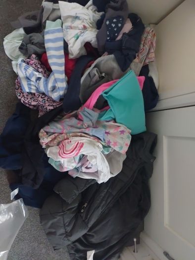 Girls clothing 5-6 years