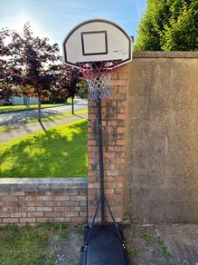 Basketball hoop