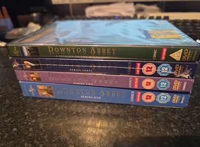 Downtown Abbey DVD