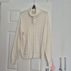 Hollister Jumper Brand New Size S