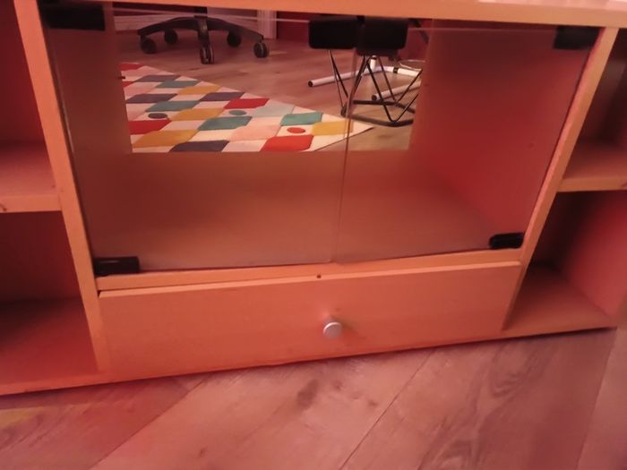 Free TV unit