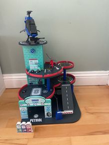 Toy Garage
