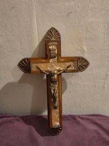 Vintage Wooden "Last Rites" Crucifix