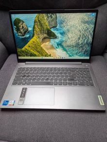 Lenovo IdeaPad 3 15.6" Laptop Intel Core i5 1135G7 (11th Gen) 8GB 512GB Windows 11