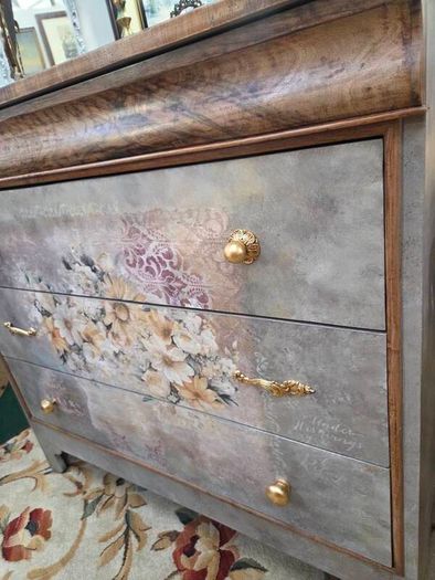 Vintage French Provincial Floral Accent Dresser