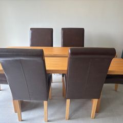 6 Dining/Kitchen Chairs