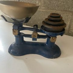 weighing scales vintage