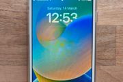 iPhone 8 (64GB, like new)