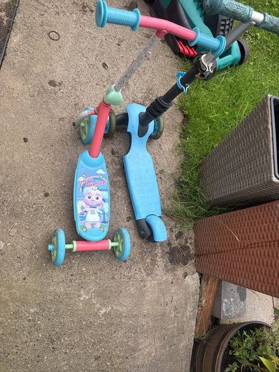 kids bikes and scooters