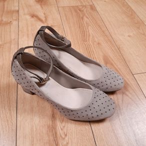 Clarks Mauve Taupe Suede Studded Ankle Strap Block Heels