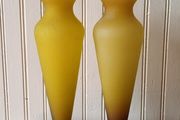 Cadmeum glass vase
