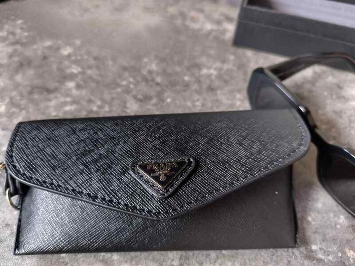 Prada Sunglasses - Symbole