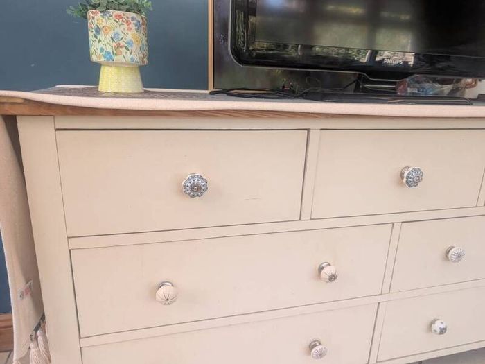 Dresser, solid wood, 6ft  lengtht new handles