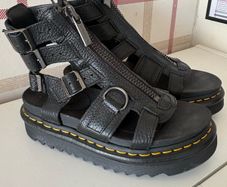 dr martin sandals