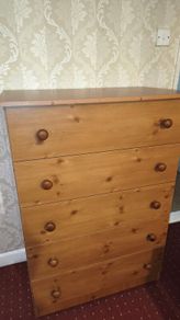 Chest of drawers