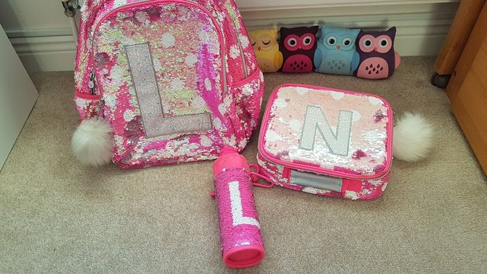 Schoolbag and Lunch bag set (- (NEW)