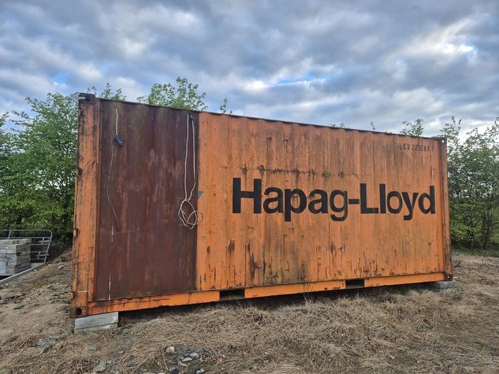 20 ft container