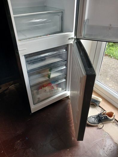 Fridge NordMende Ice Free Fridge Freezer