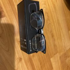 Smart glasses