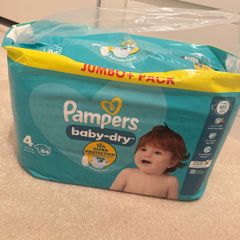 Size 4 Pampers Nappies