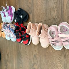 baby shoes