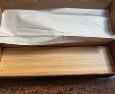 String pocket shelf oak