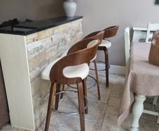 Kitchen high stools