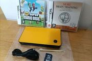 Nintendo DSi XL yellow