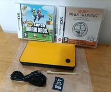 Nintendo DSi XL yellow