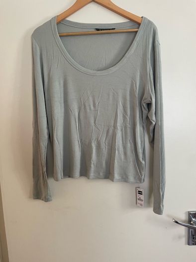 Brand new with tags Dunnes scoop neck light green light ribbed top