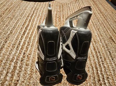 CXM Ice Skates