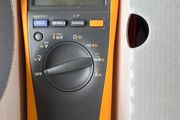 FLUKE 179 True RMS Multimeter