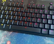 Logitech G915 TKL Wireless Mechanical Keyboard - brown switches