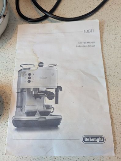 DeLonghi Icona Vintage Espresso Machine