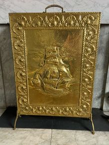 Antique Brass Fire Screen