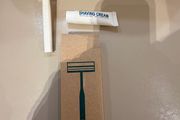 Kraft Recyclable Shaving Kit. Razor &amp; shaving cream