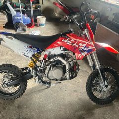 YCF pilot 150 pit bike