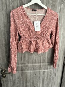 BNWT Bershka Top - XS