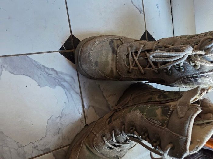 Airsoft boots size 10