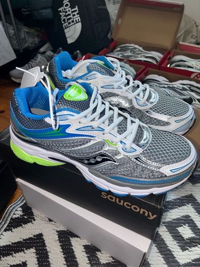 saucony
