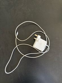 Apple charger USB-C to USB-C