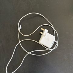 Apple charger USB-C to USB-C