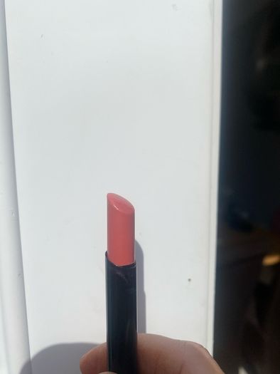 Victoria Beckham Posh lipstick shade Pout