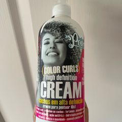 Color curls hair cream