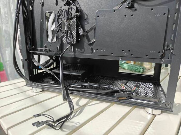 PC Case E-ATX 6 RGB Fans + Fan Controller