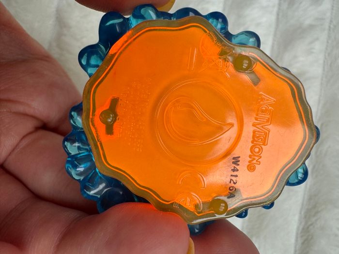 Skylanders Giants Figure Zap Used Please look at the pictures