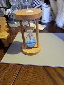 Sand timer 25 mins.