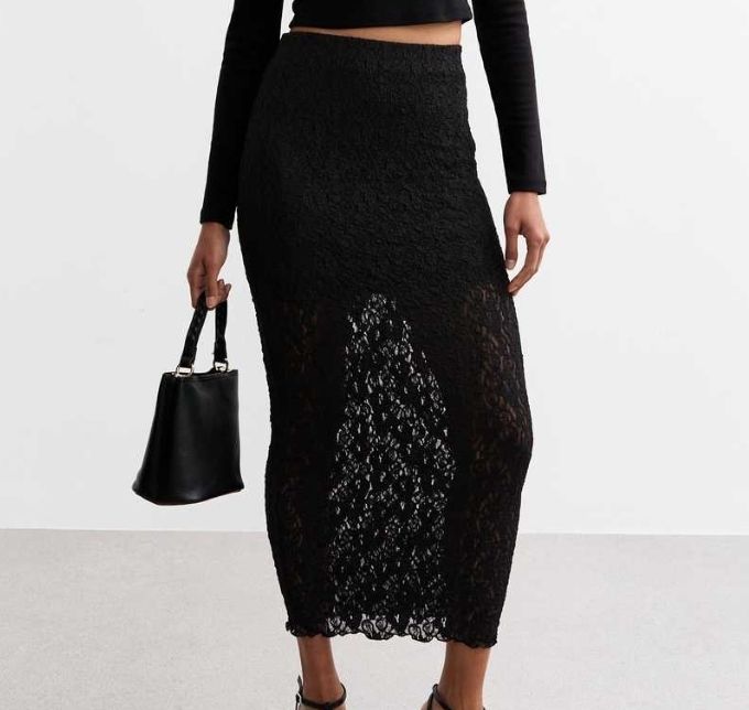 Brand new Black Frill Hem Lace Midi Skirt, NEW LOOK, SIZE 8