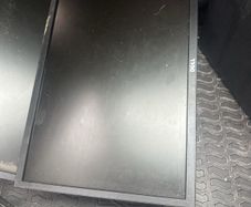 2x Dell P2217 22 inch Monitors - 20 each or 30 the pair