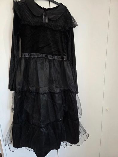 Wensday costume